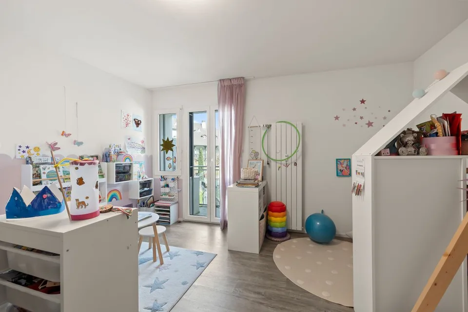 106 m2 di comfort abitativo con carattere di nuova costruzione / completamente ristrutturato / balcone / camino – foto 7 di 13