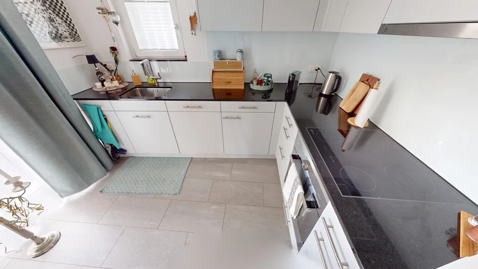 Helle 2.5-Zimmer-Wohnung mit Sitzplatz in Berg am Irchel kaufen – Foto 6 von 10