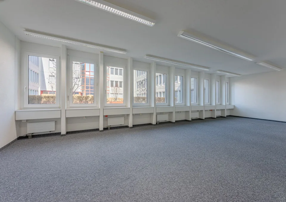 Uffici in un ambiente tranquillo 58 m²