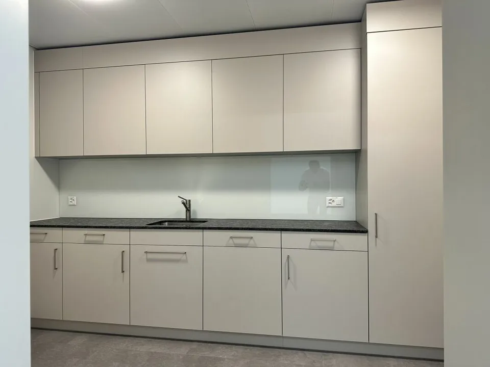 Ufficio/Commerciale | Hang-Aar | 110 a 131 m²