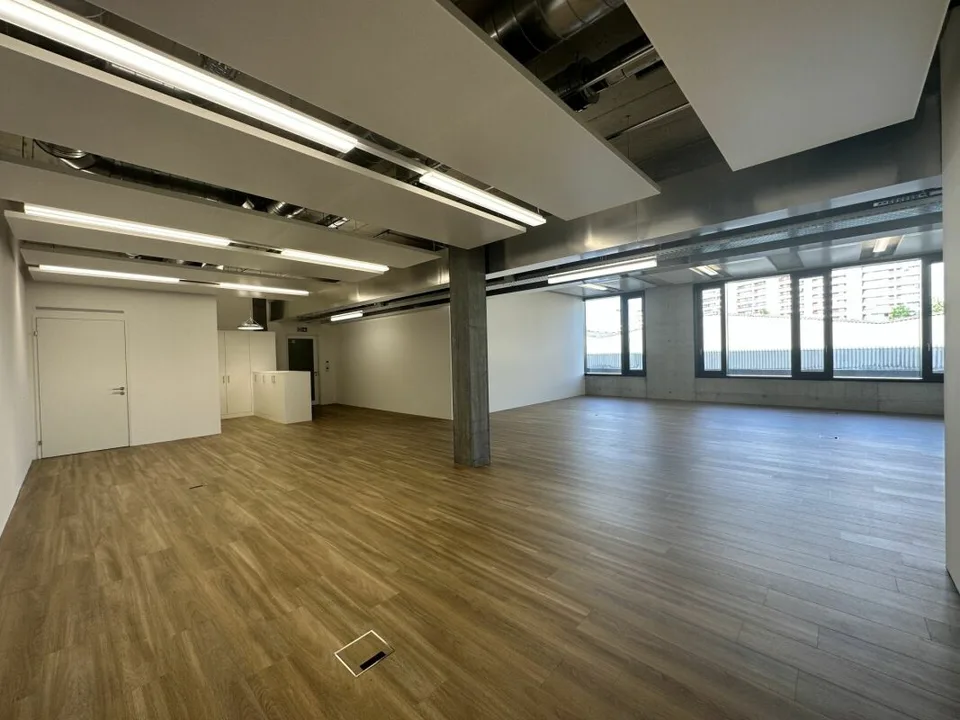 Ufficio/Commerciale | Hang-Aar | 110 a 131 m²