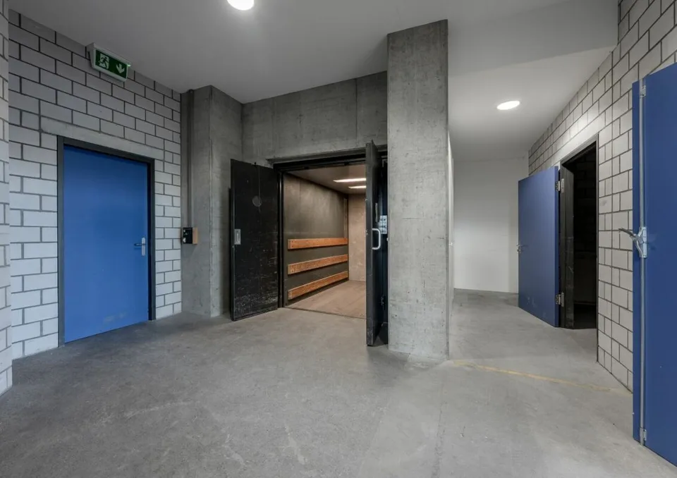 Entrepôt à grande hauteur | Industriestrasse 42, 5036 Oberentfelden