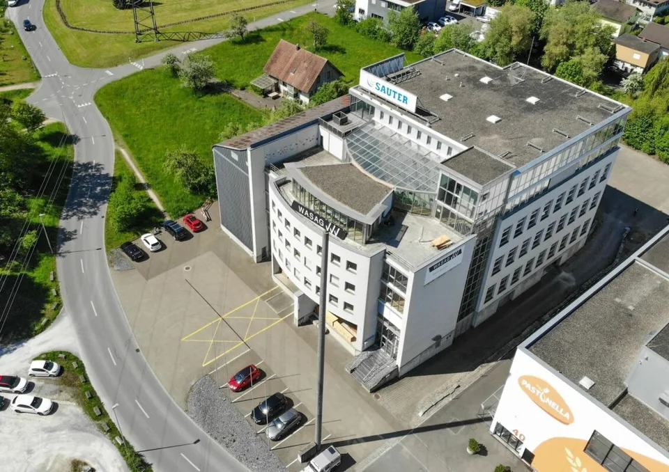 Entrepôt à grande hauteur | Industriestrasse 42, 5036 Oberentfelden