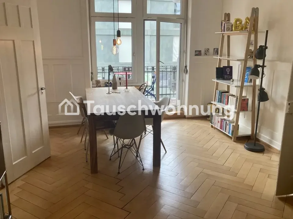 Appartement ancien de 3,5 pièces (K3) contre un appartement plus grand dans le K3