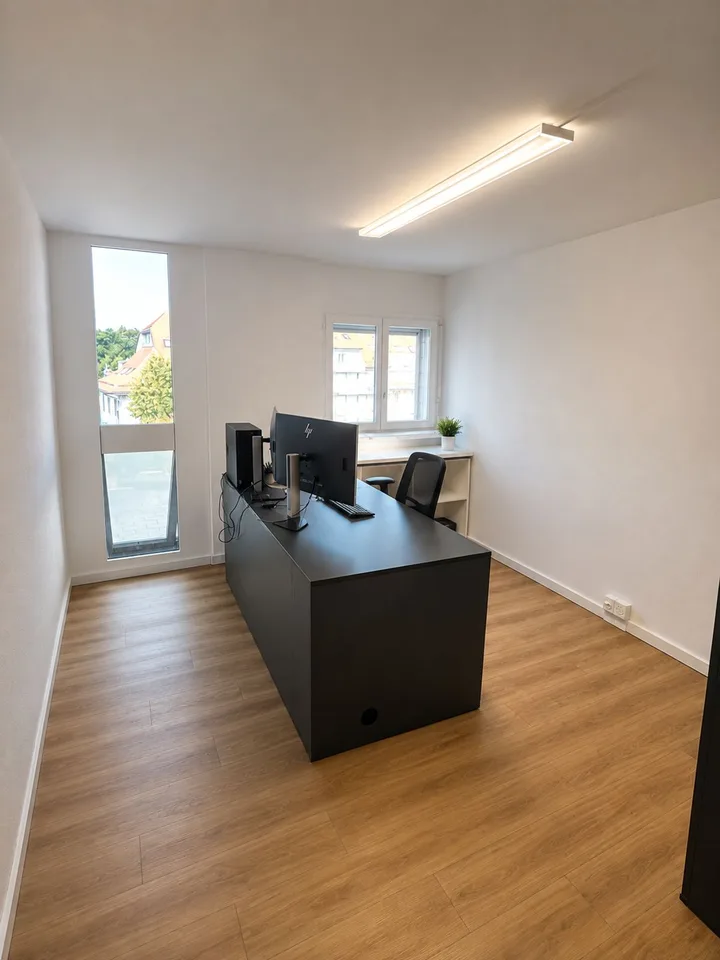 Bureau de 148 m² à Louer A Echallens