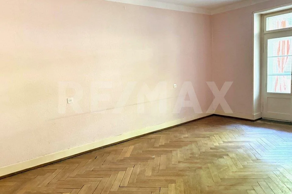 Appartement Charmant en Emplacement Privilégié, Bâle - 72m², 3 Chambres