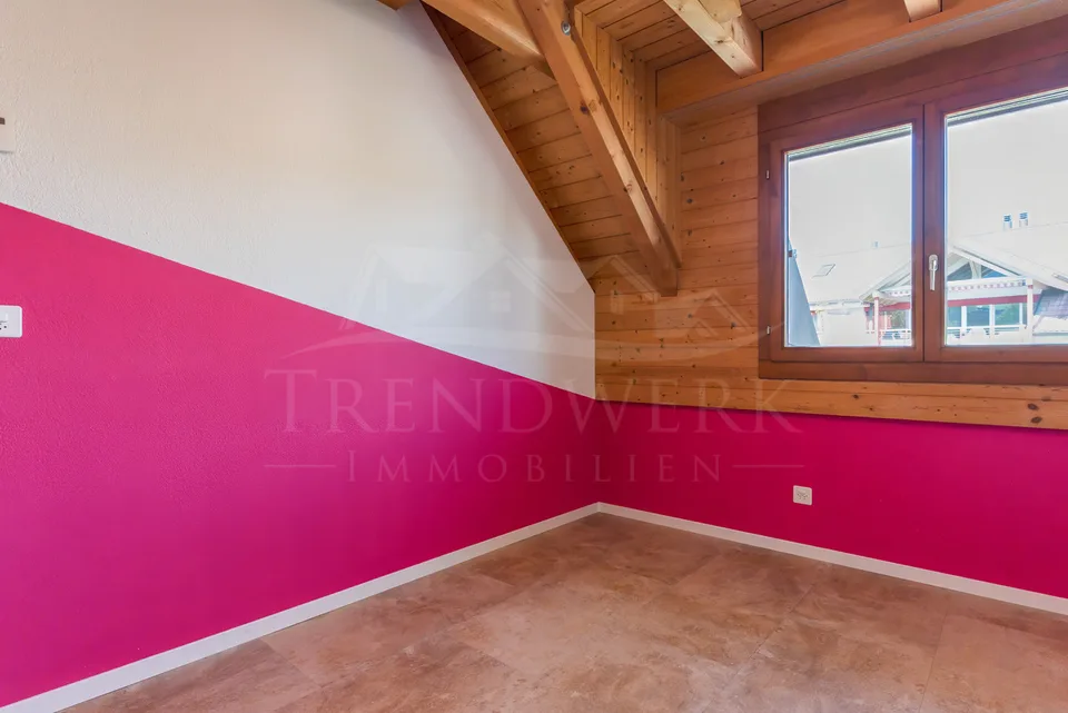 5.5-Room Condominium with Alpine View in Freimettigen