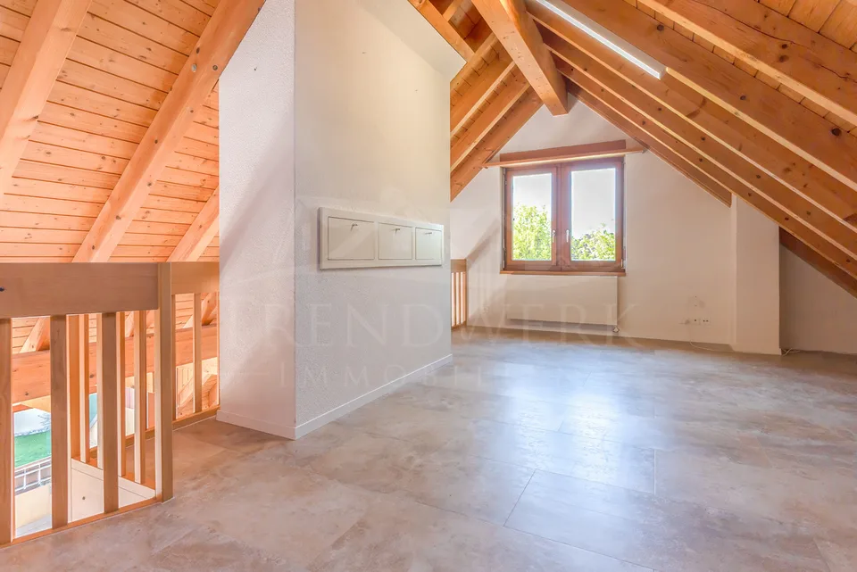 5.5-Room Condominium with Alpine View in Freimettigen