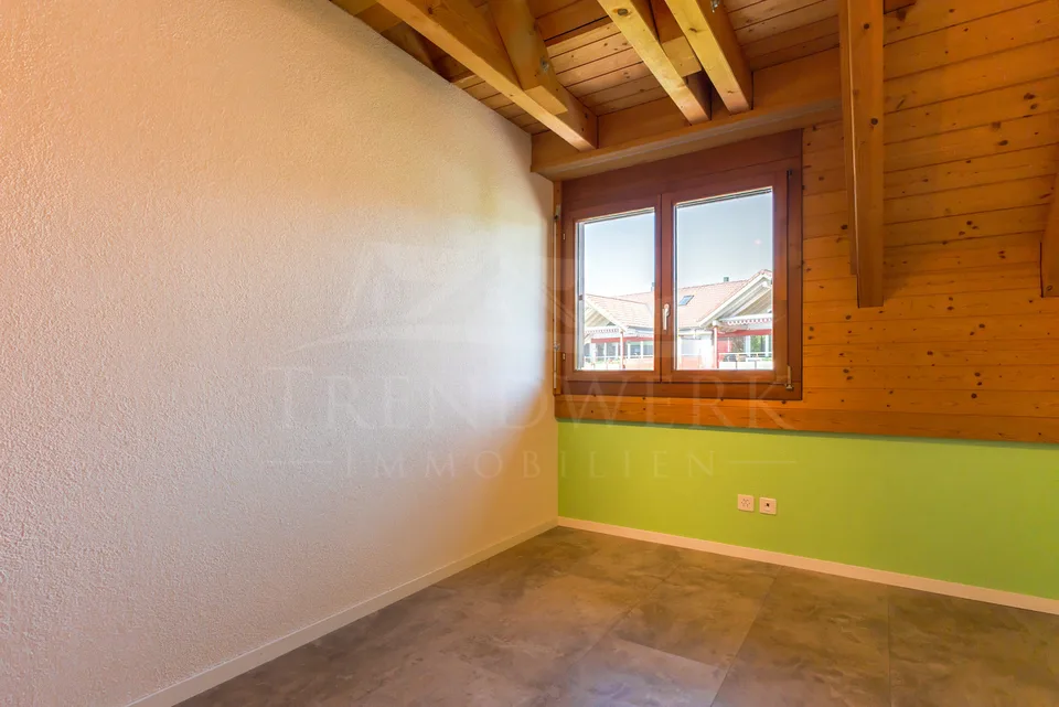 5.5-Room Condominium with Alpine View in Freimettigen