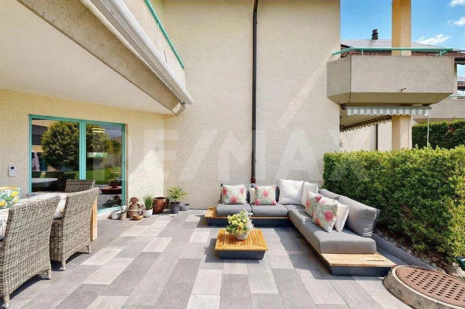 Modern, well-kept, convincing | 5.5+ room house | Living at a high level