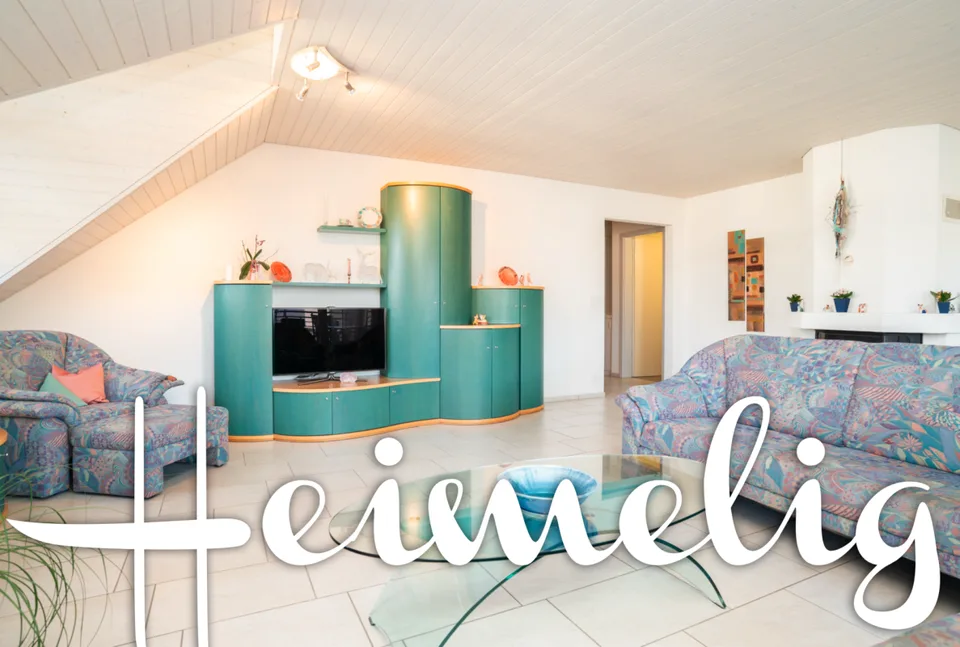 Bright 5 ½-room attic apartment in a family-friendly neighborhood