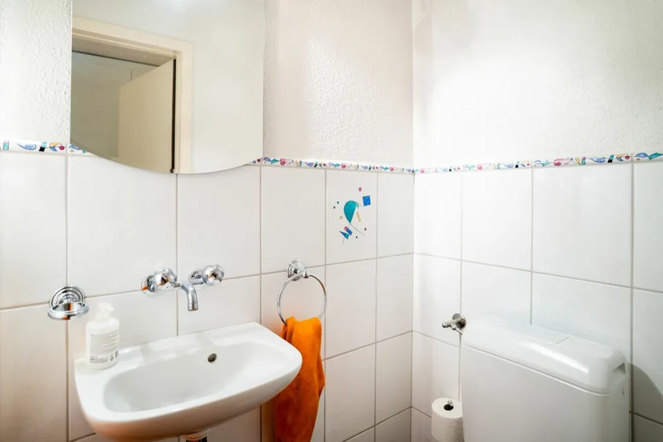 Pretty 4.5 Room Apartment in Family-Friendly Neighborhood