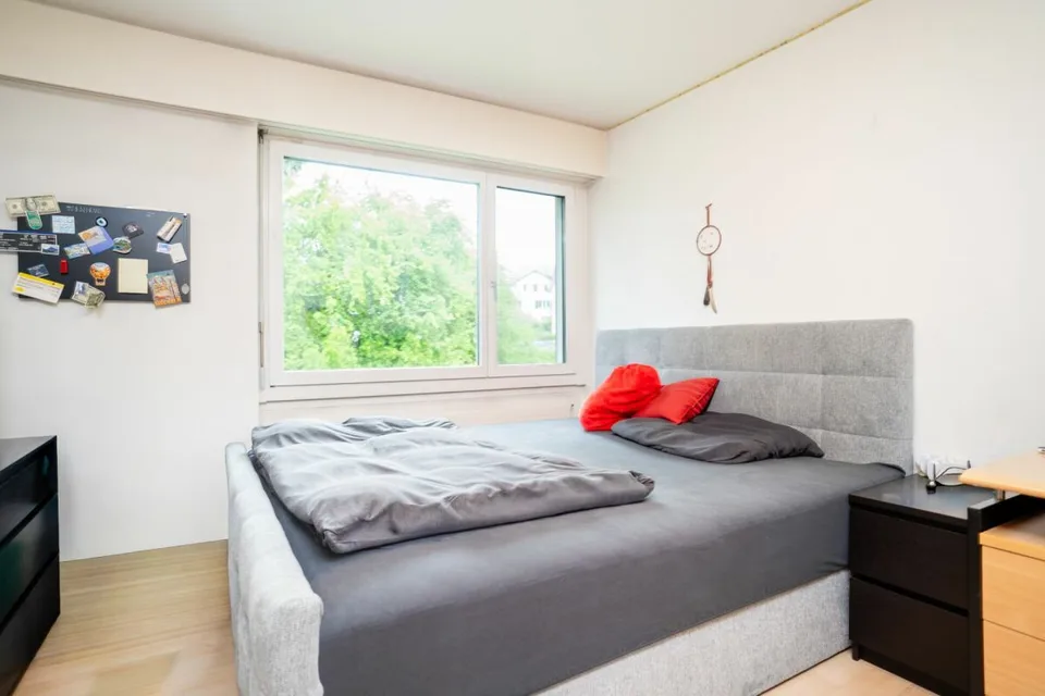 Pretty 4.5 Room Apartment in Family-Friendly Neighborhood