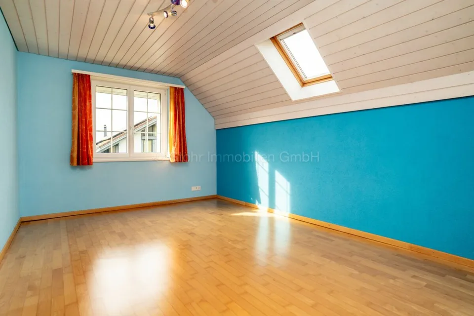 Maison individuelle exclusive de 5,5 pièces avec piscine - Indépendante et confortable