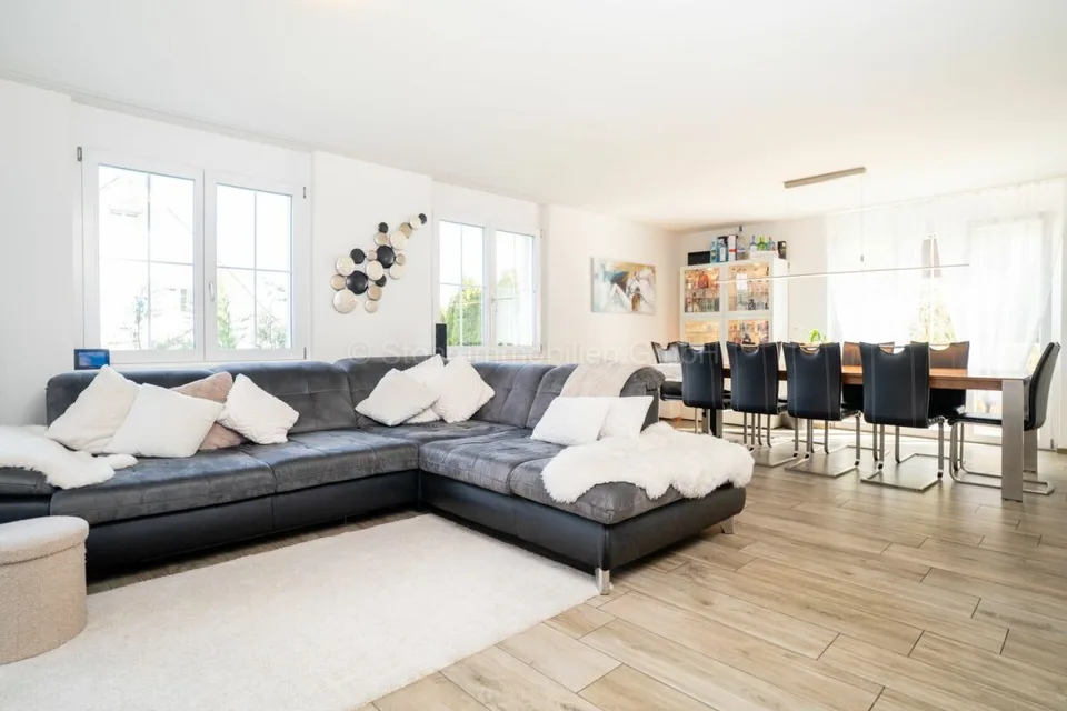 Top modern 5.5 room semi-detached house in a quiet location