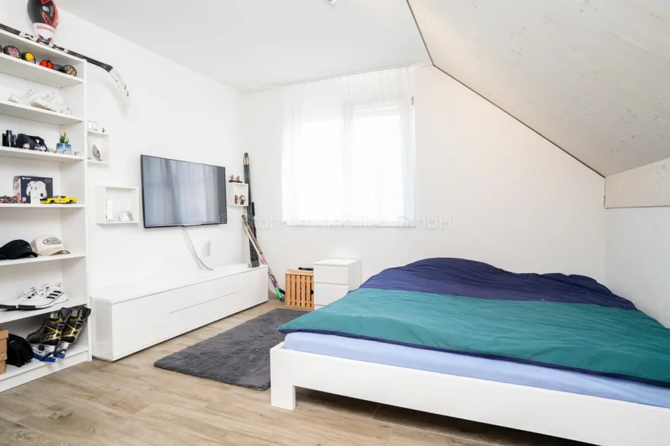 Top modern 5.5 room semi-detached house in a quiet location