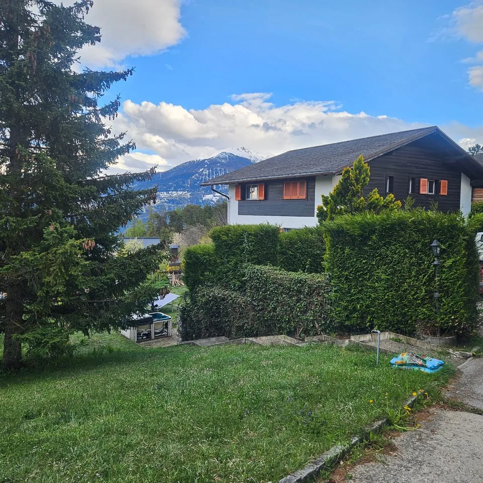 Immeuble avec potentiel de développement à Montana Village à 5 min en voiture du centre de Crans-Montana