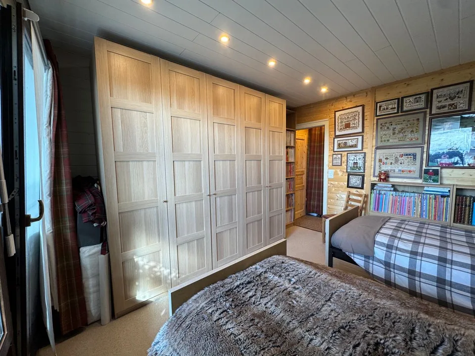 Stunning 2.5-room renovated apartment in the heart of Crans with breathtaking views on the 6th floor