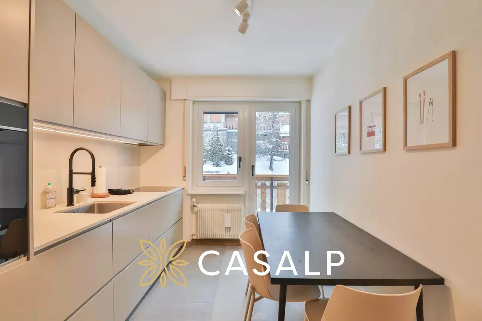 Magnificent 4.5-room apartment in the center of Crans