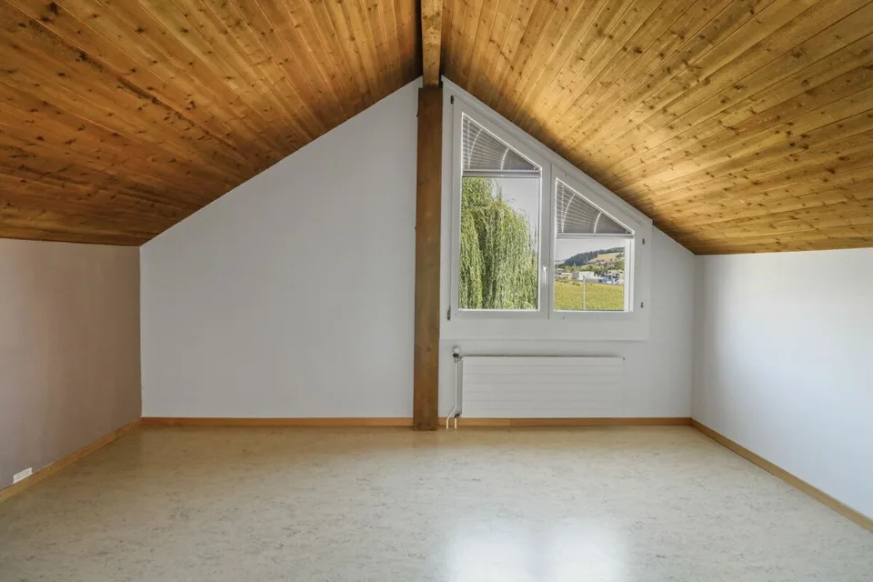 Maison individuelle 5½ pièces, indépendante, centrale, ensoleillée, avec potentiel