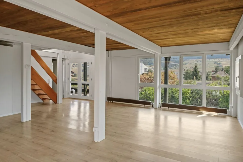 Maison individuelle 5½ pièces, indépendante, centrale, ensoleillée, avec potentiel