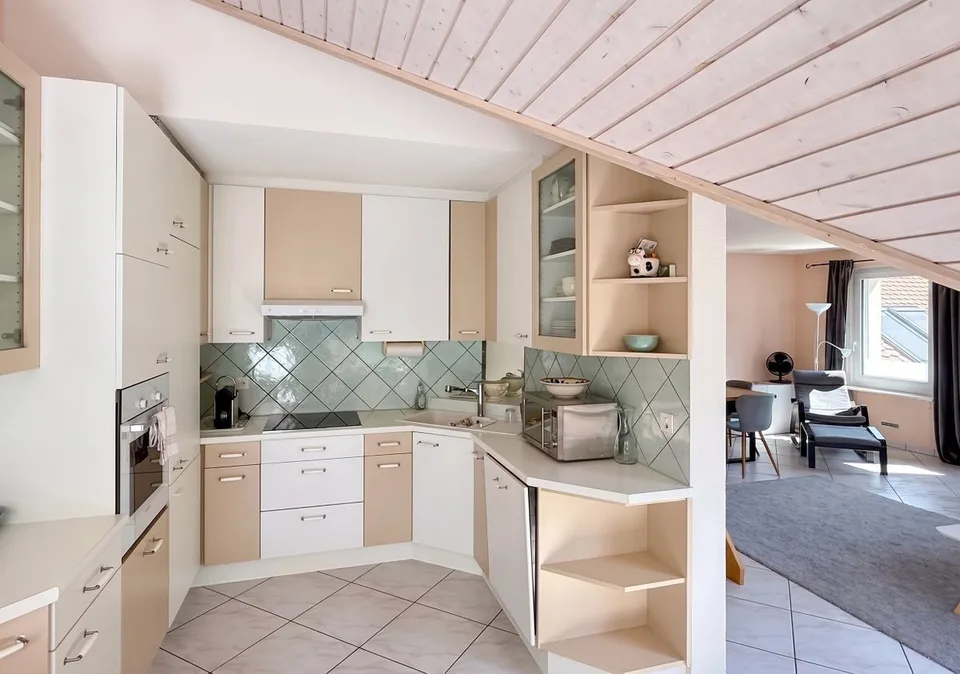 Duplex familial baigné de lumière au coeur de Terre Sainte