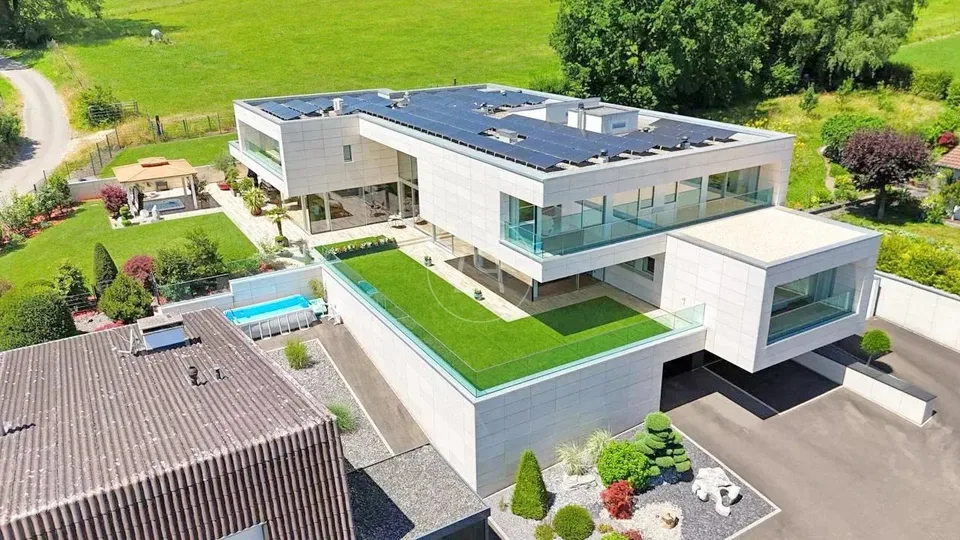 Villa d'Exception – Design Contemporain et Prestations Haut de Gamme
