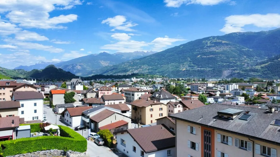 Grange au centre de Vetroz avec densité Zone village et hameaux (1)