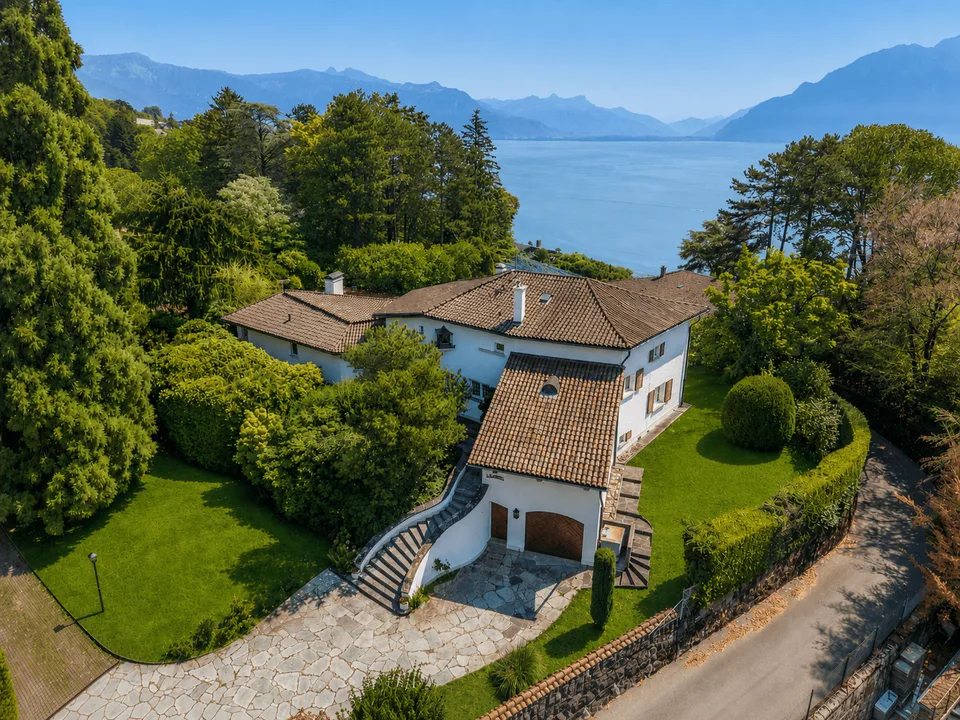 CHEXBRES - MAISON DE MAÎTRE AVEC PISCINE, VUE LAC &amp; APPARTEMENT