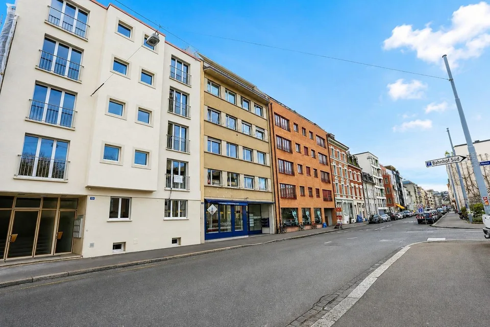 Renovated 1-room apartment near SBB train station