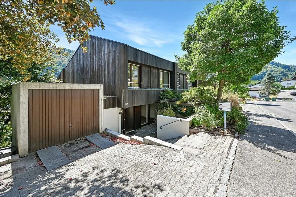 5.5-Zimmer-Einfamilienhaus mit traumhafter Aussicht und grosszügiger Terrasse in Kehrsatz