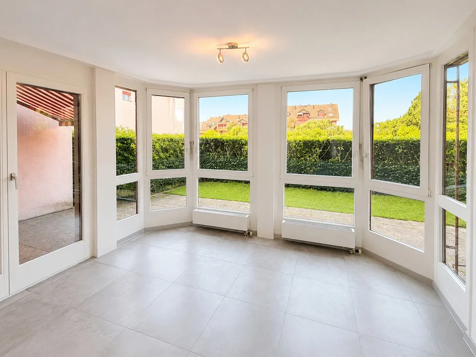 Appartement lumineux avec terrasse et jardin privatif