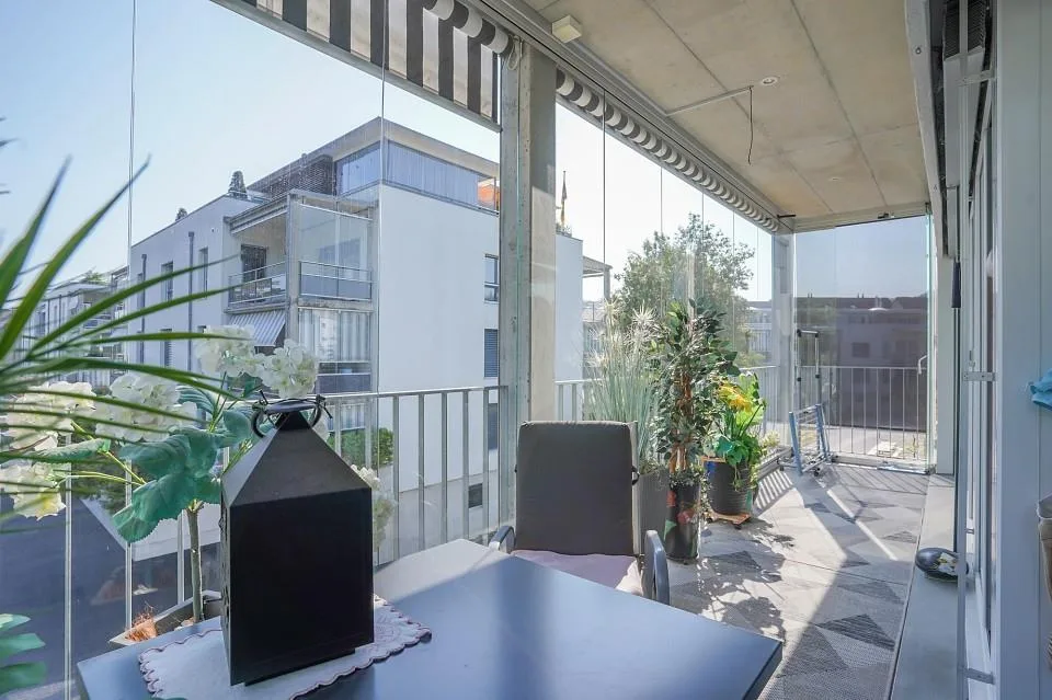 Appartement spacieux de 4½ pièces avec 3 balcons