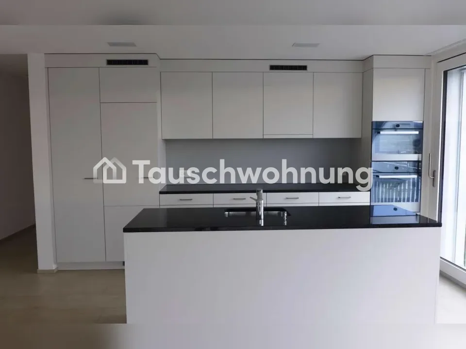 Grosse 4.5-Zi.Terrassenwohnung (127m²) mit viel Privatsphäre