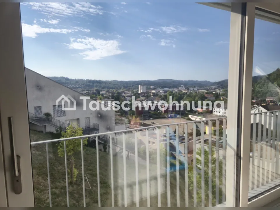 Grosse 4.5-Zi.Terrassenwohnung (127m²) mit viel Privatsphäre