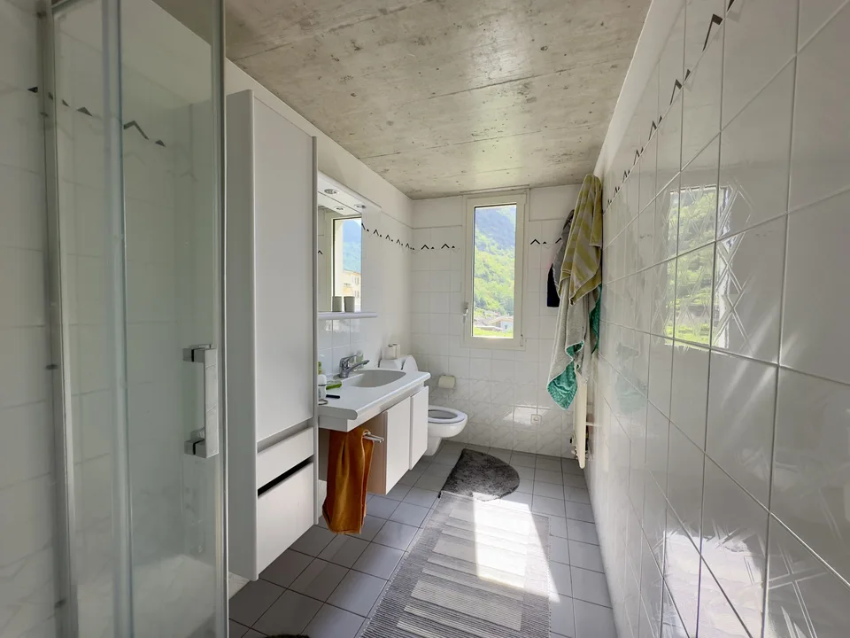 Detached house with 7 rooms and large garden in Giornico