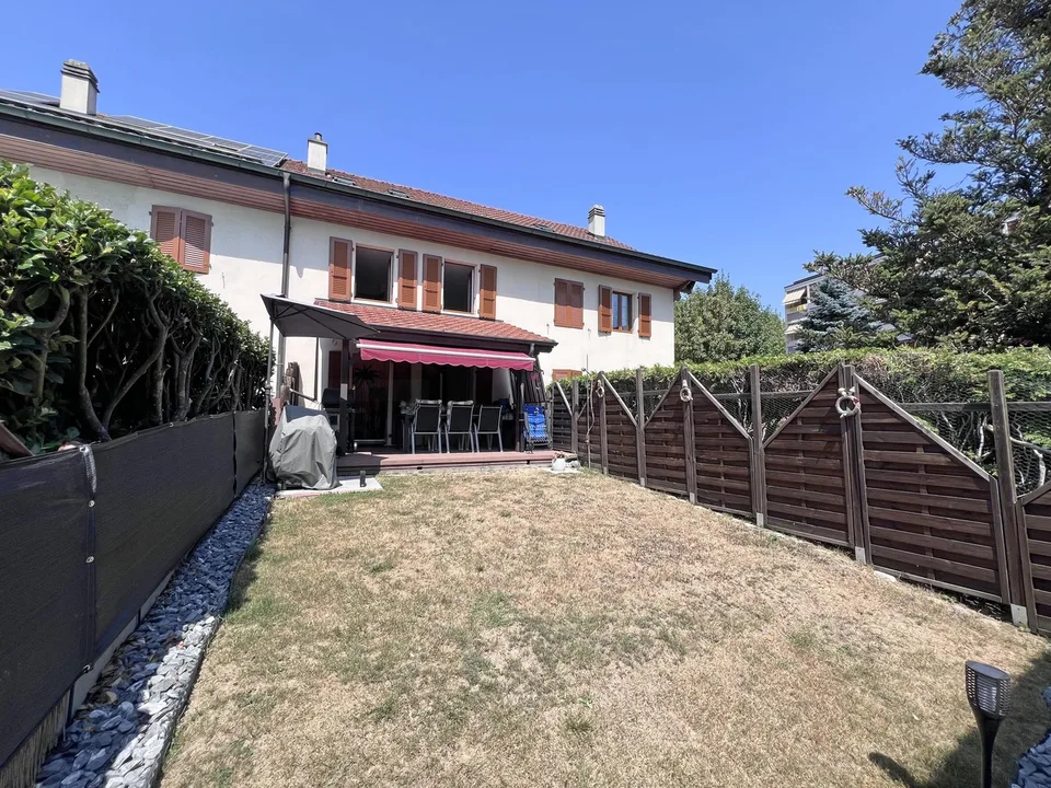 Charmante maison mitoyenne de 4.5 pièces