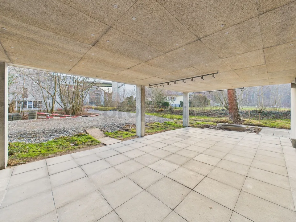 Vivere in un'icona dell'architettura svizzera Appartamento duplex unico nell'insieme Atelier-5 protetto a Flamatt