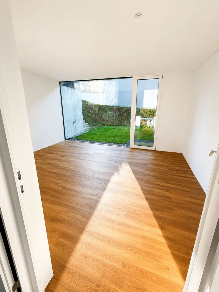 Modern, elegant und frei stehend