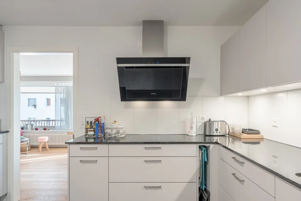Etziken: Charming 4.5-Room Apartment with Balcony