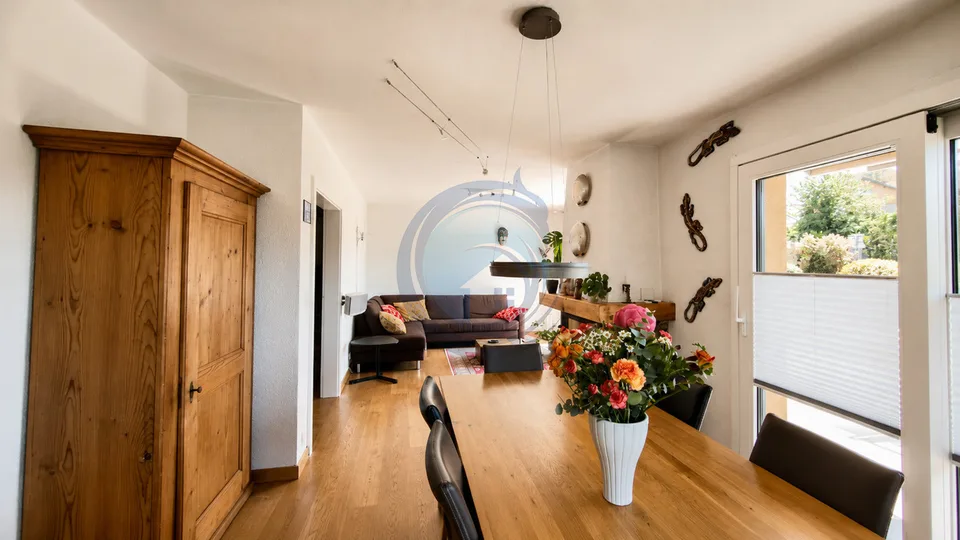 Charming Property Located in a Sought-After Residential Area!
