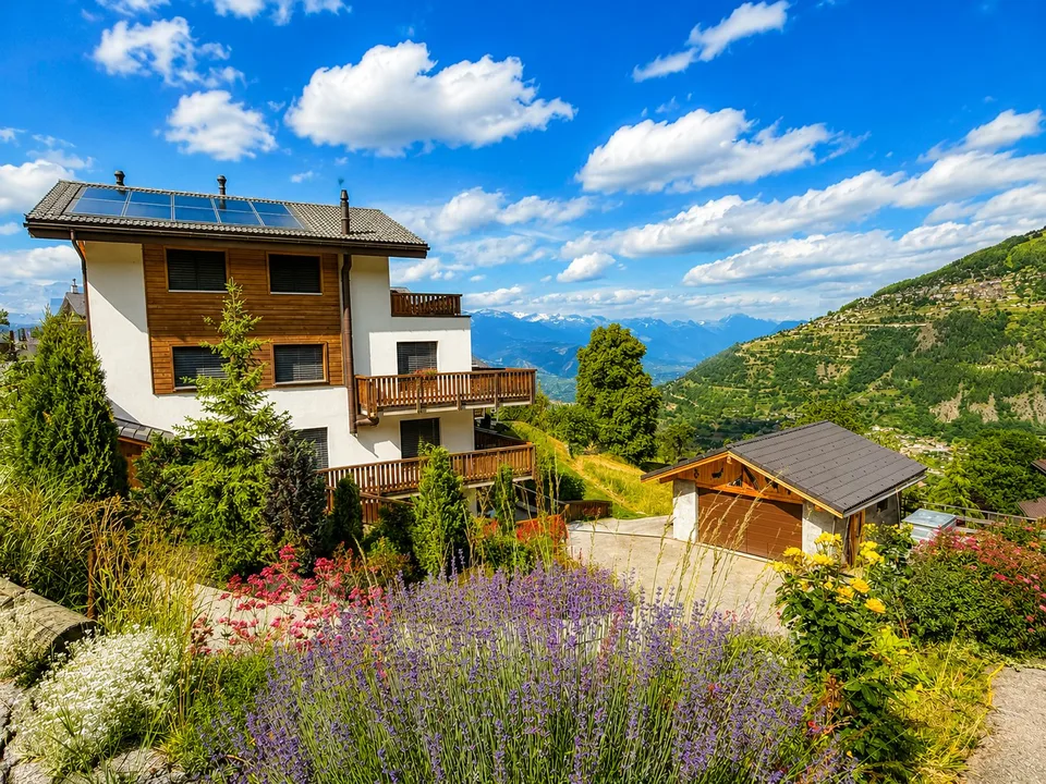 Wunderschöne Wohnung mit Terrasse und Panoramablick