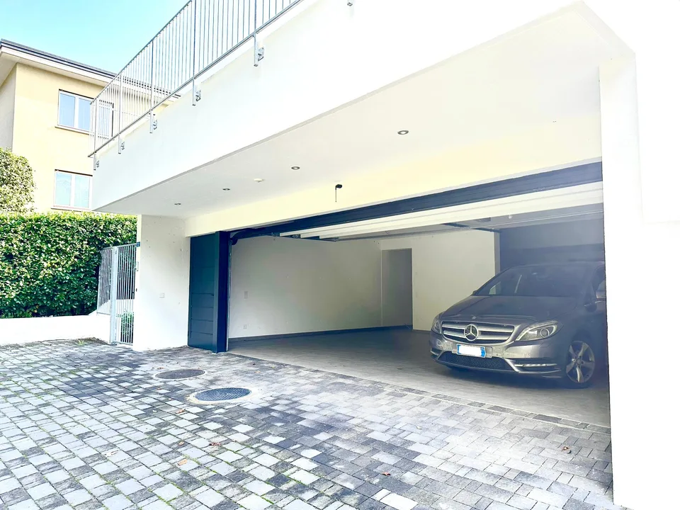 Villa da sogno a Lugano con 6,5 locali e vista mozzafiato