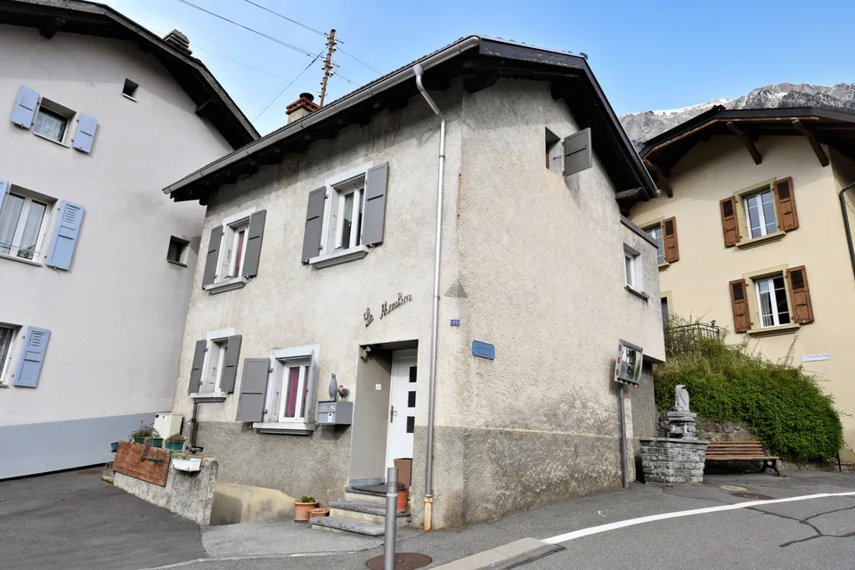 FULLY - PRICE DROP - CHARMING VILLAGE HOUSE 3.5 ROOMS