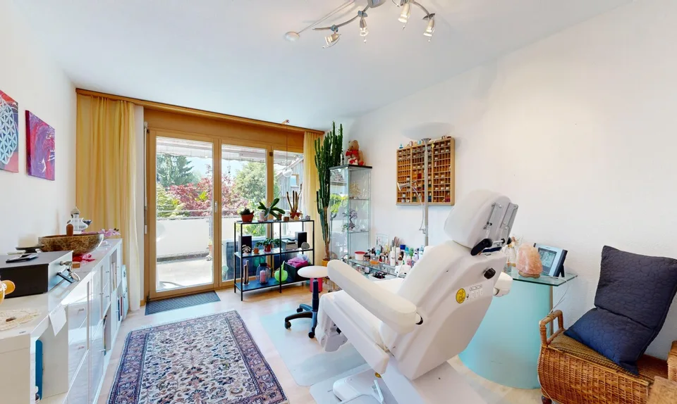 Maison de rang de 6,5 pièces charmante dans un quartier calme