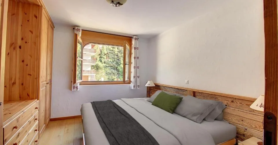 Duplex mit 5.5 Zimmern, Balkon und Panoramablick in einer Zweitwohnung – Foto 5 von 25