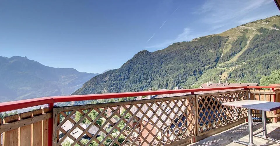 Duplex mit 5.5 Zimmern, Balkon und Panoramablick in einer Zweitwohnung – Foto 8 von 25