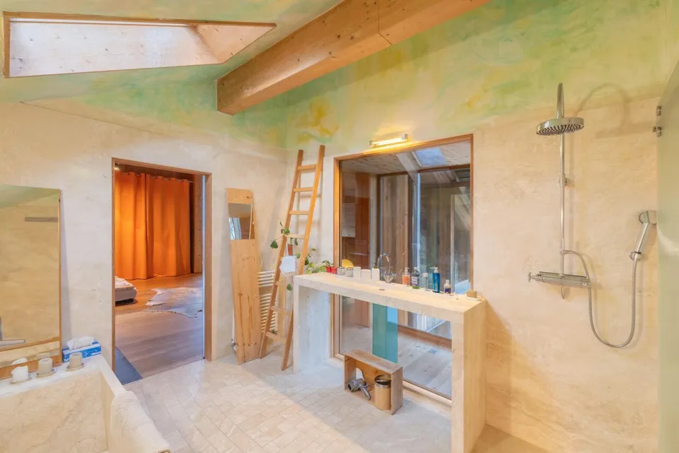Magnifica villa progettata da un architetto arredata con 3 camere ai margini della foresta a Saint-Cergue – foto 9 di 13