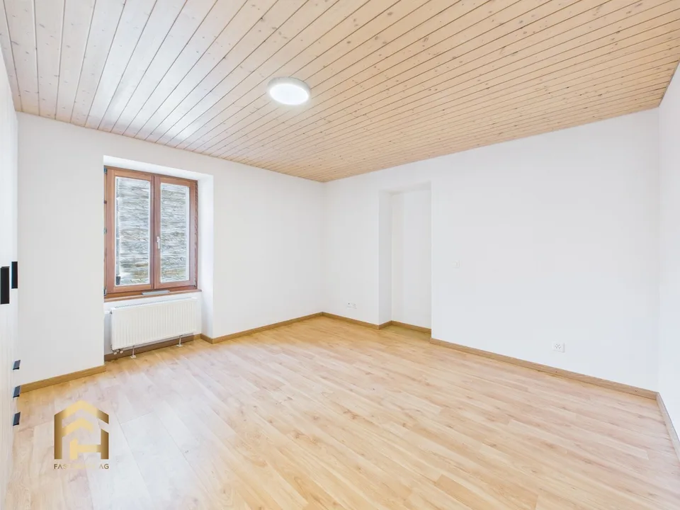 Attractive 4.5-room apartment with balcony, hobby room and private garden oasis