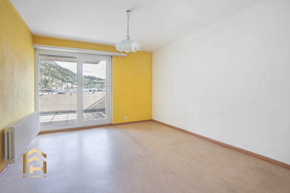Appartement en attique avec grande terrasse au cœur de Naters